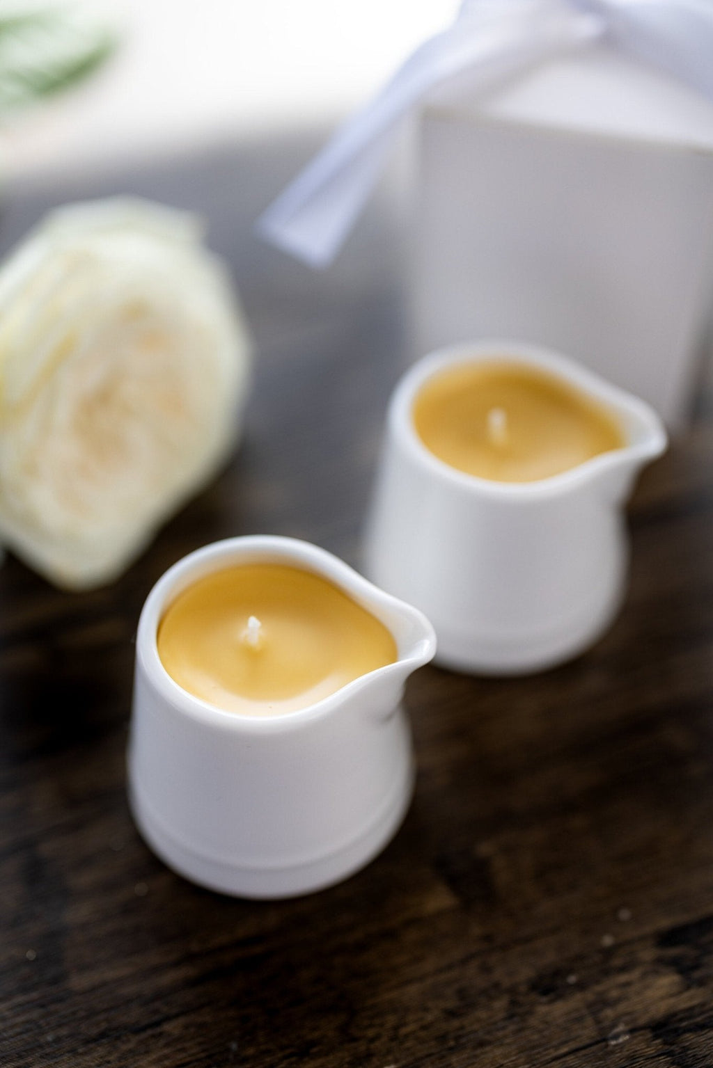Organic Soy Wax Massage Candle with Essential Oils - Relaxation & Aromatherapy
